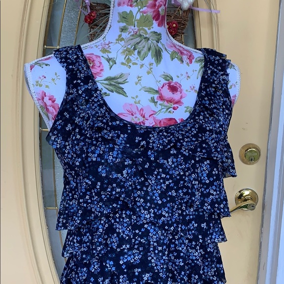 Express Ruffle Top - Picture 2 of 15